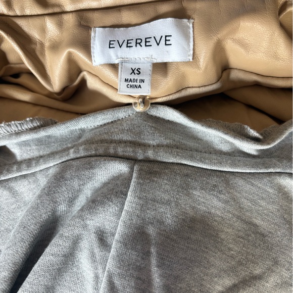 Evereve West Bank Faux Leather Detachable Hoodie Jacket Blazer Sand Tan Size XS - Picture 8 of 10